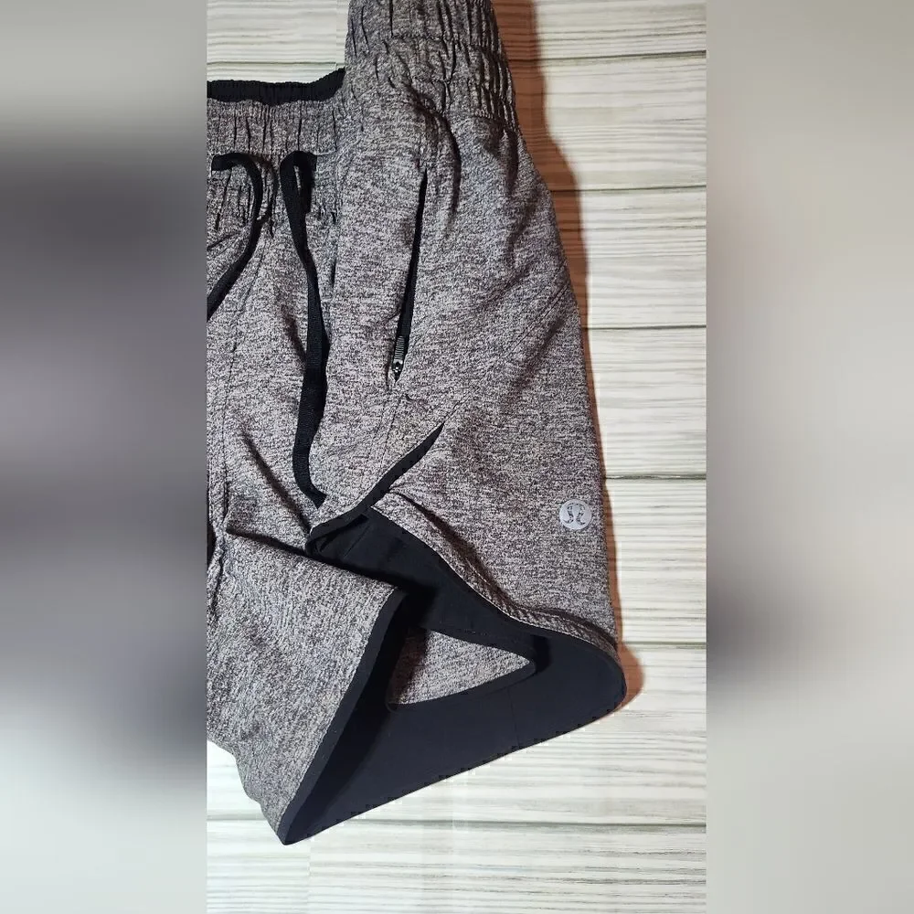 Lululemon Athletica Choose a Side Shorts Black and Heather Gray Size 4